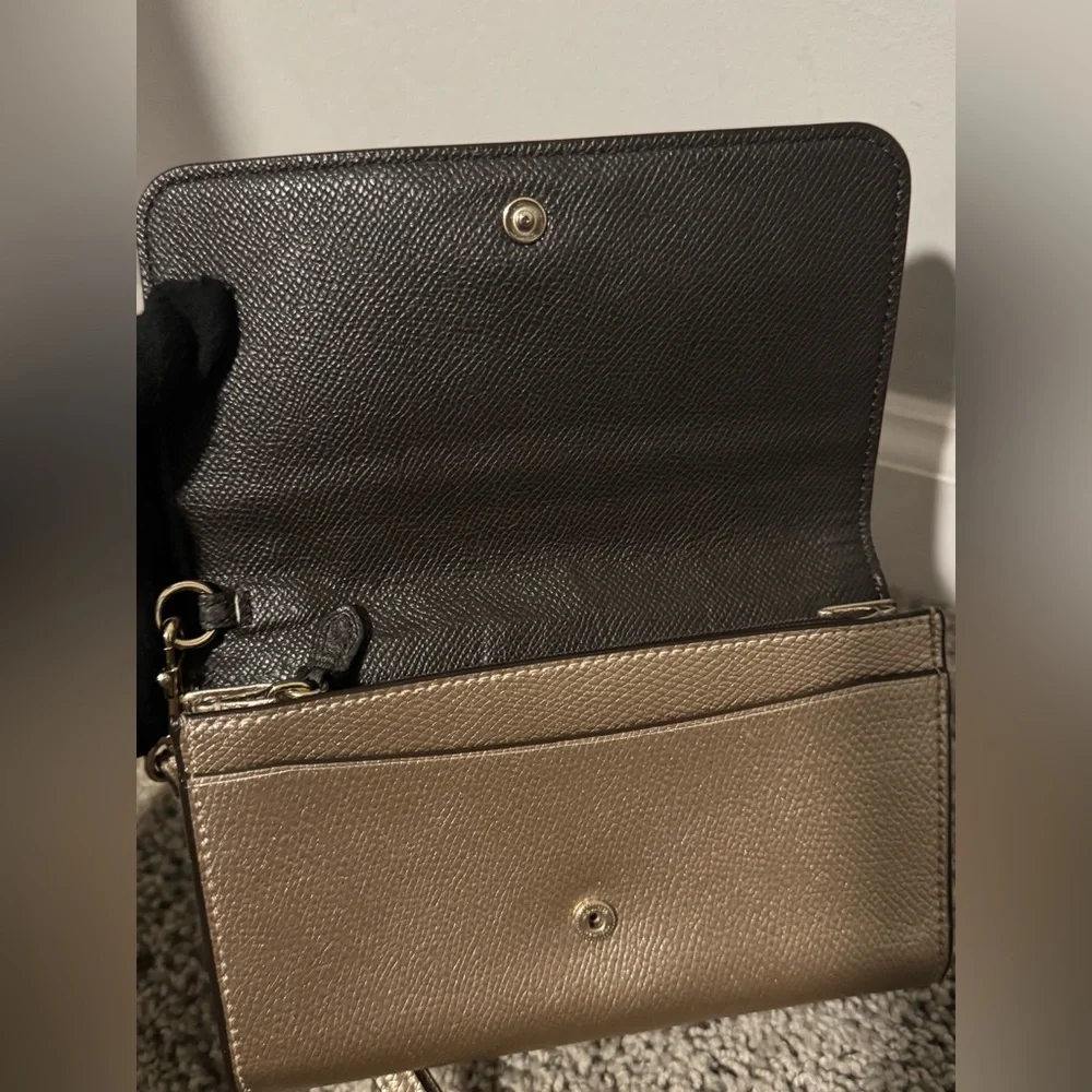 Coach Gold Women's Wristlet | Flawed see photos
